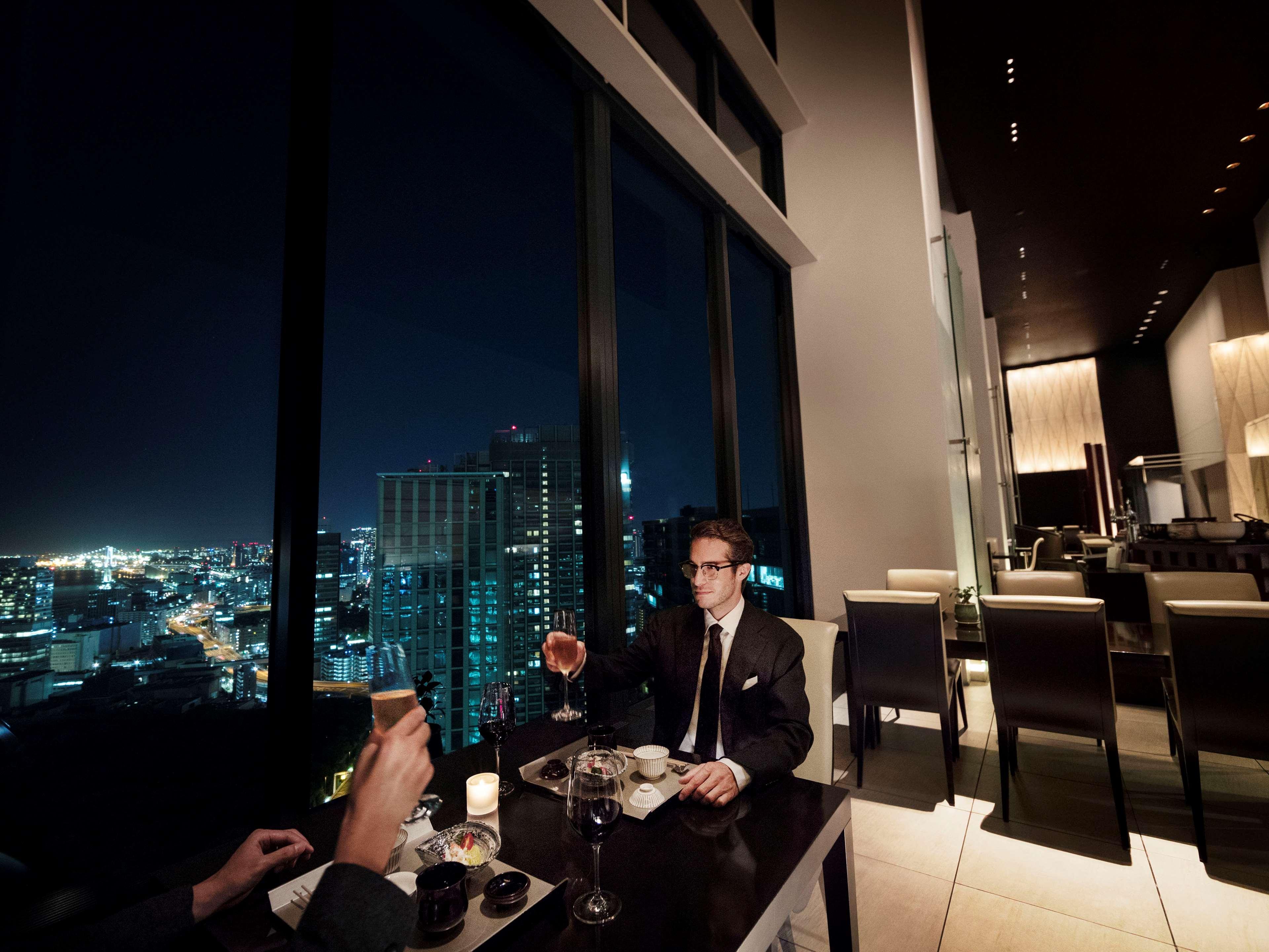 Conrad Tokyo Hotel Exterior foto