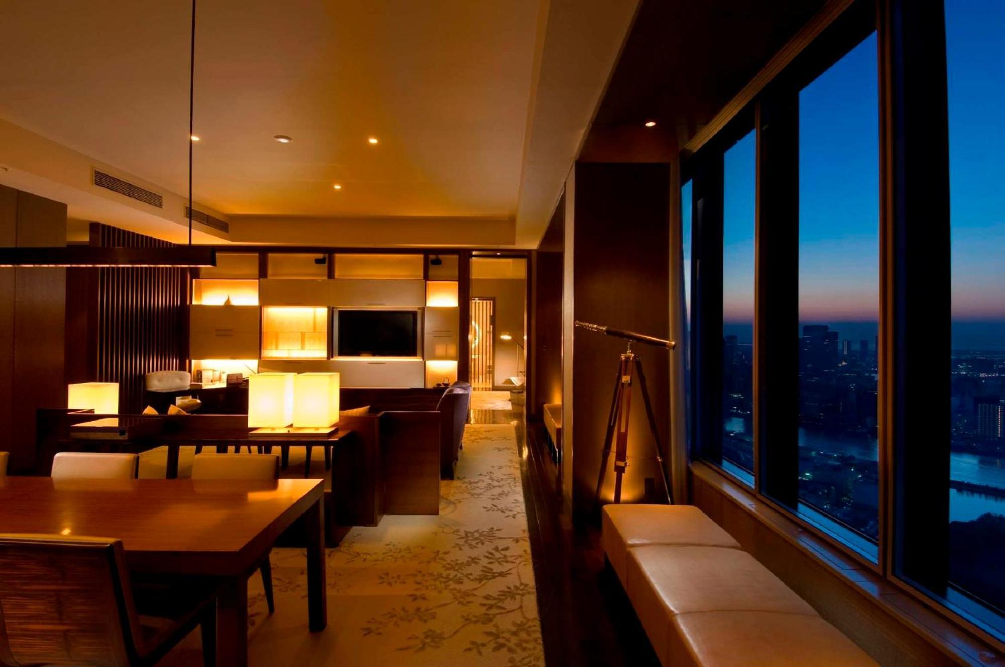 Conrad Tokyo Hotel Exterior foto