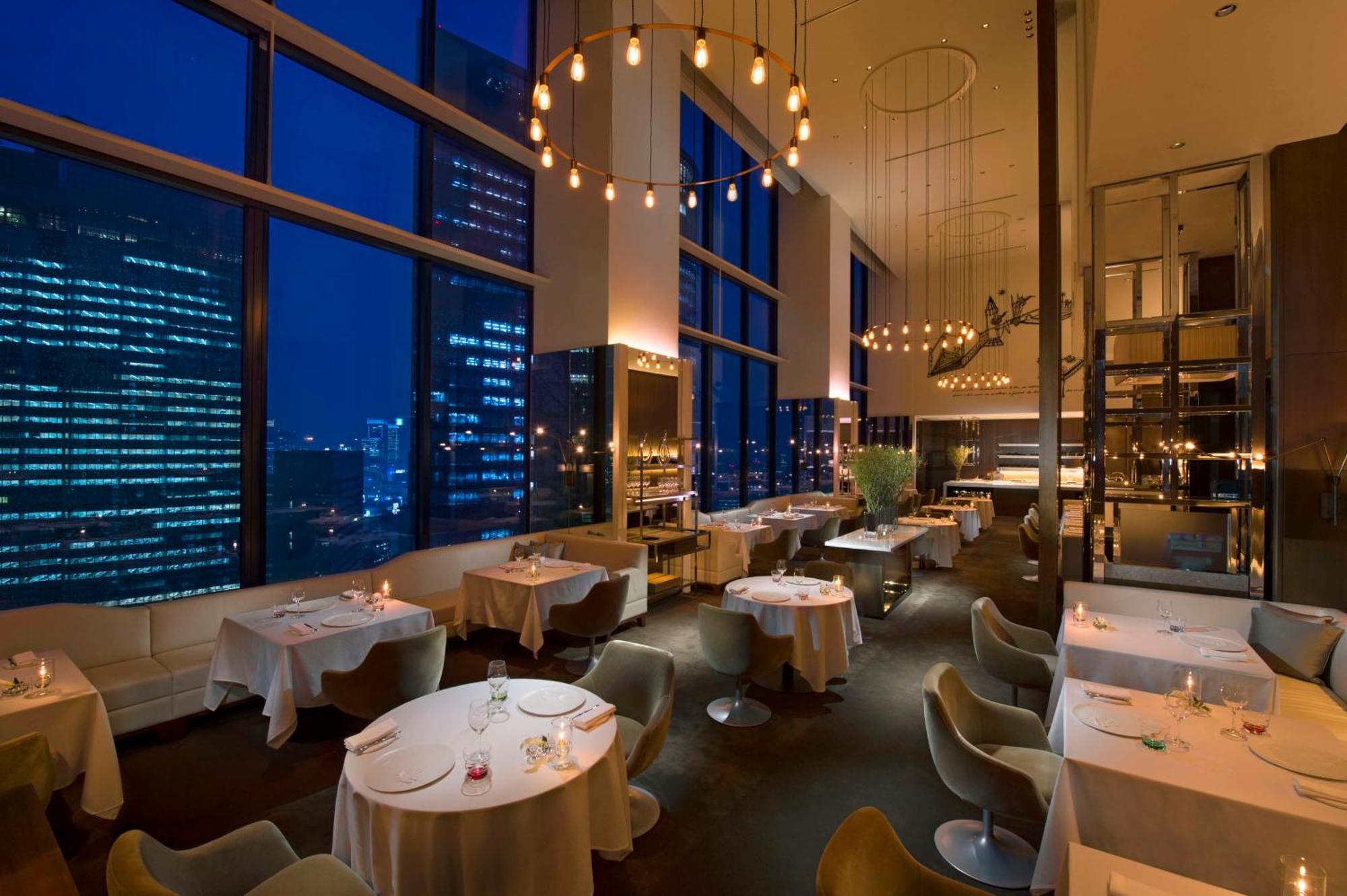 Conrad Tokyo Hotel Exterior foto